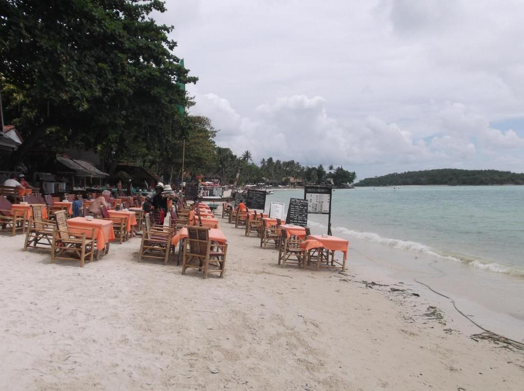 ยัวร์เพลส รีสอร์ท หาดเฉวง ภายนอก รูปภาพ